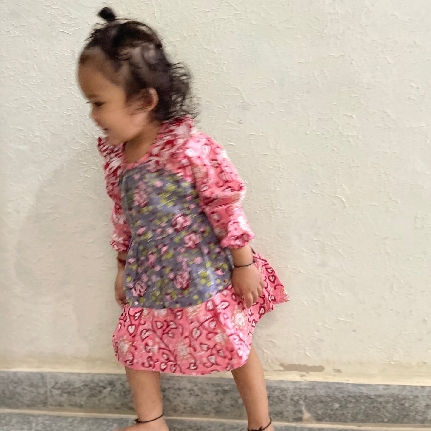 Frills Side neck Raglan dress