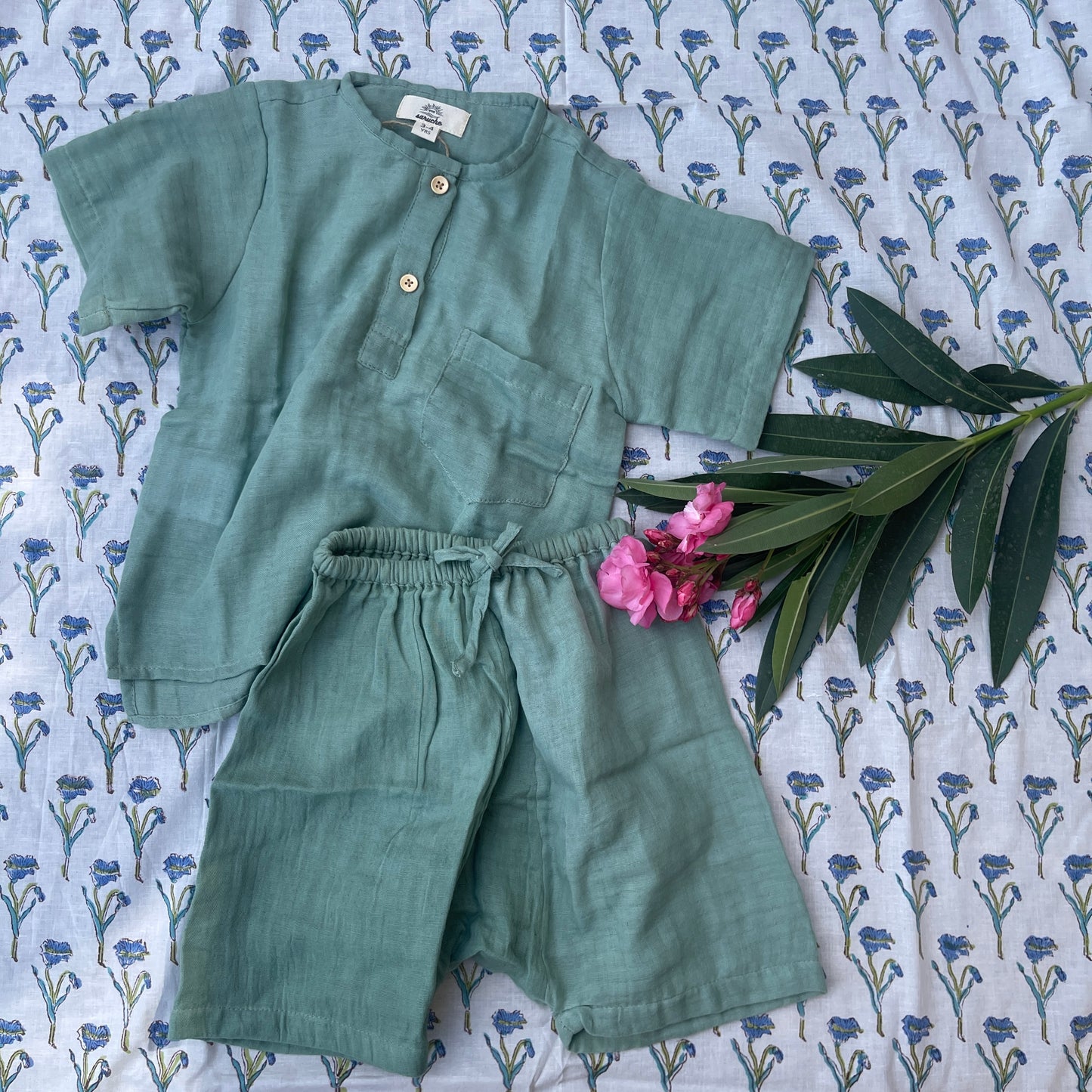 Muslin cotton loose fit pullover shirts and sirwal shorts set Unisex