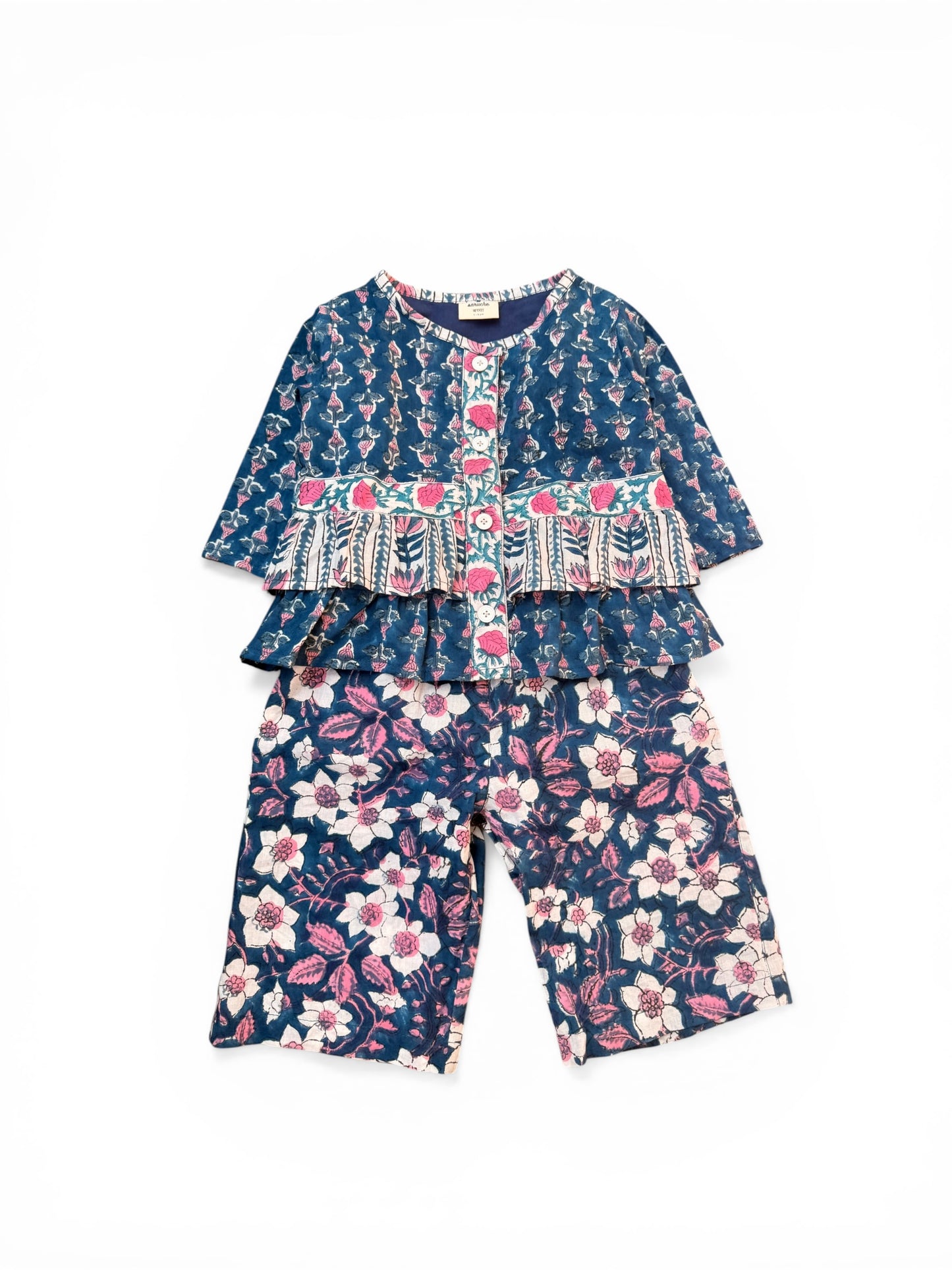 SET of Ruffled Hem Blouse