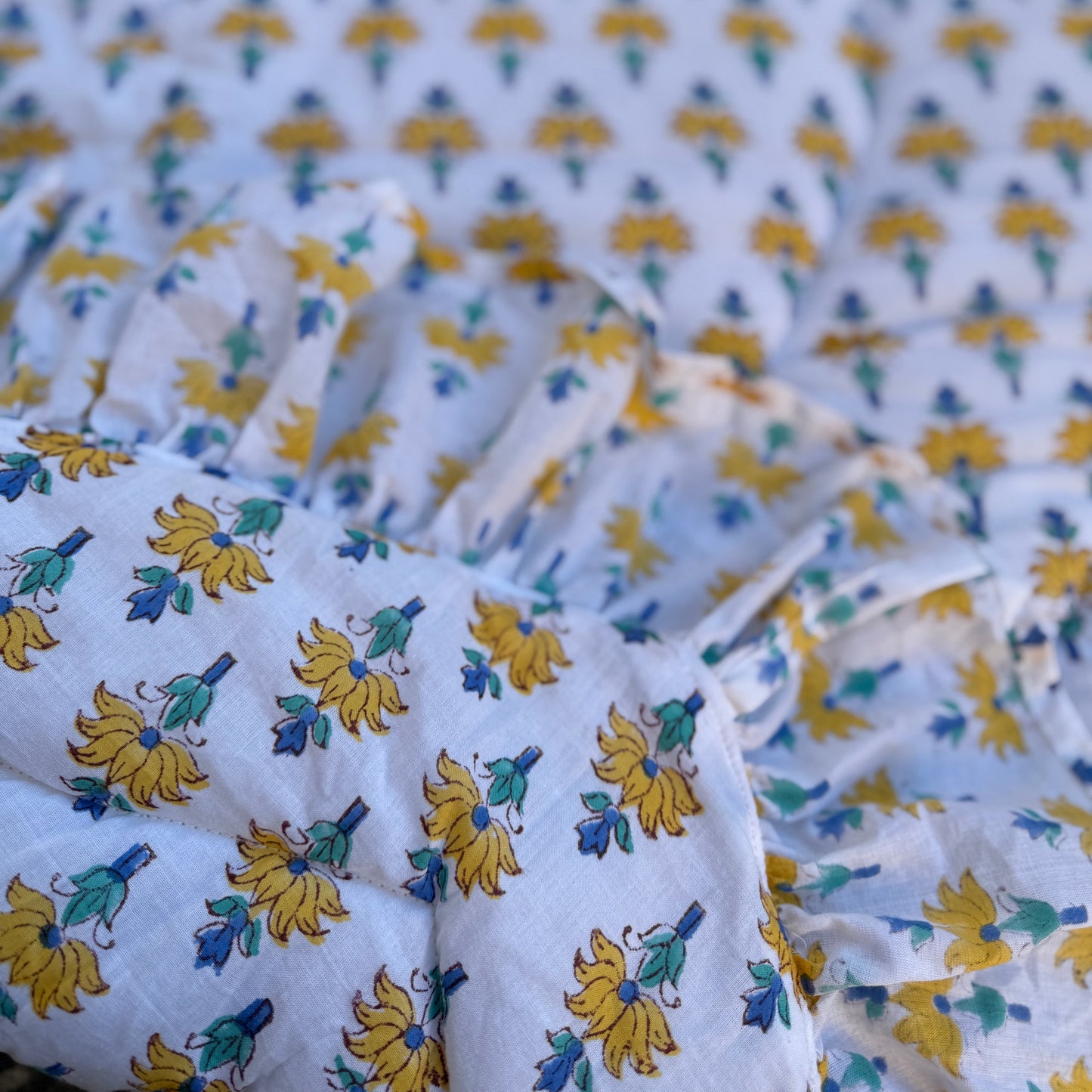 Baby Quilt Play Mat Heart Frill -White Yellow-