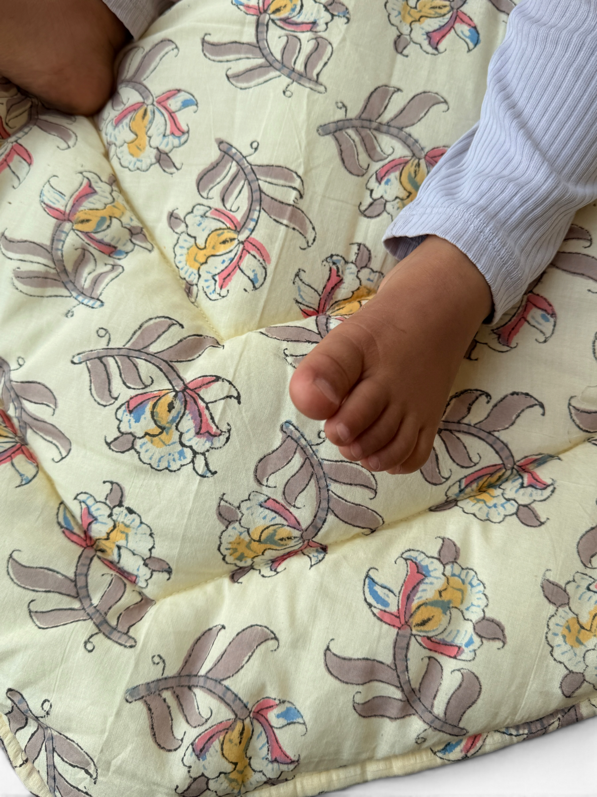 Baby Play Mat -Piping Heart Single Foam Only-
