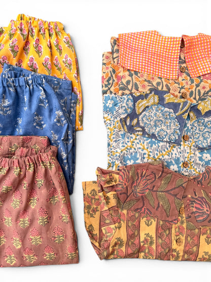 Girls Harem Pants -Color Flowers-