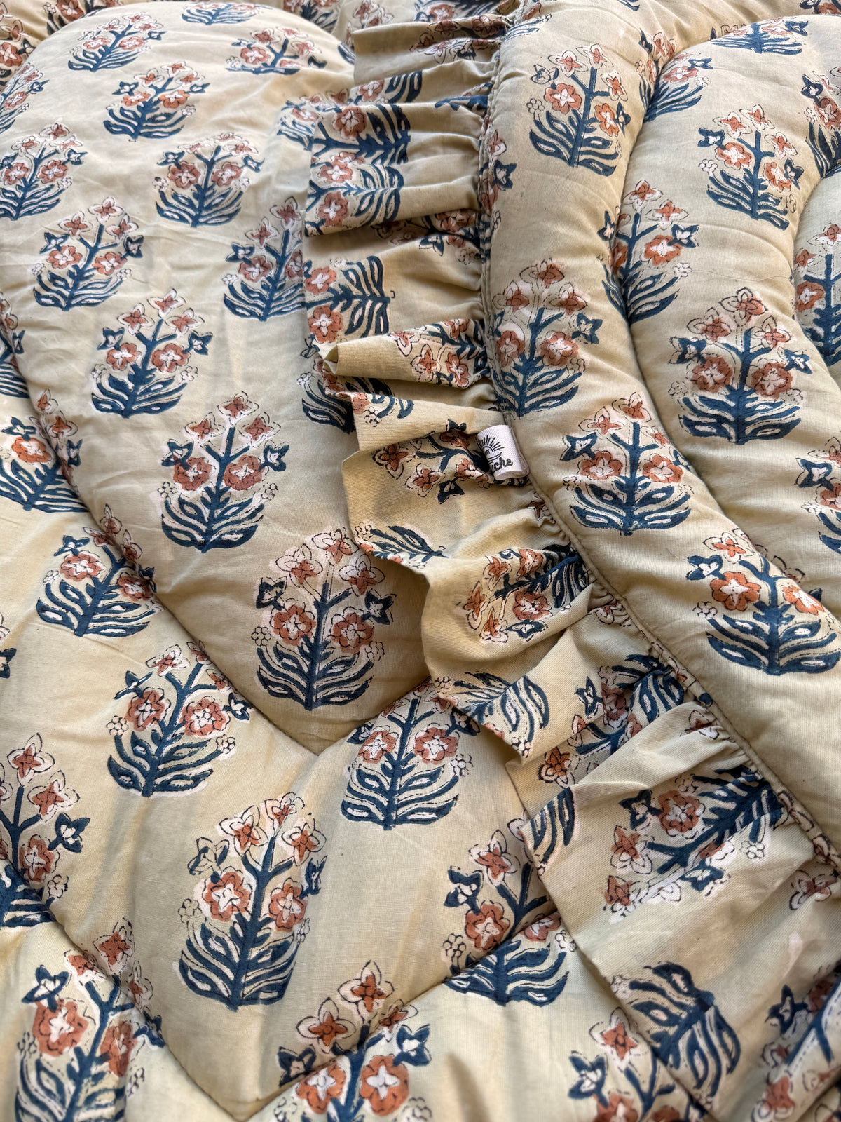 -レギュラーサイズ- Baby  Play Mat Heart Frill / Soft Autumn Colors