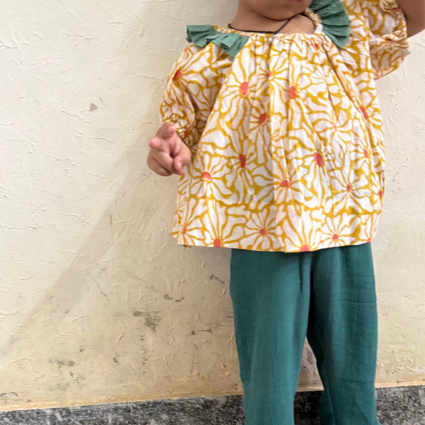 Daisy Flower Print Frill blouse