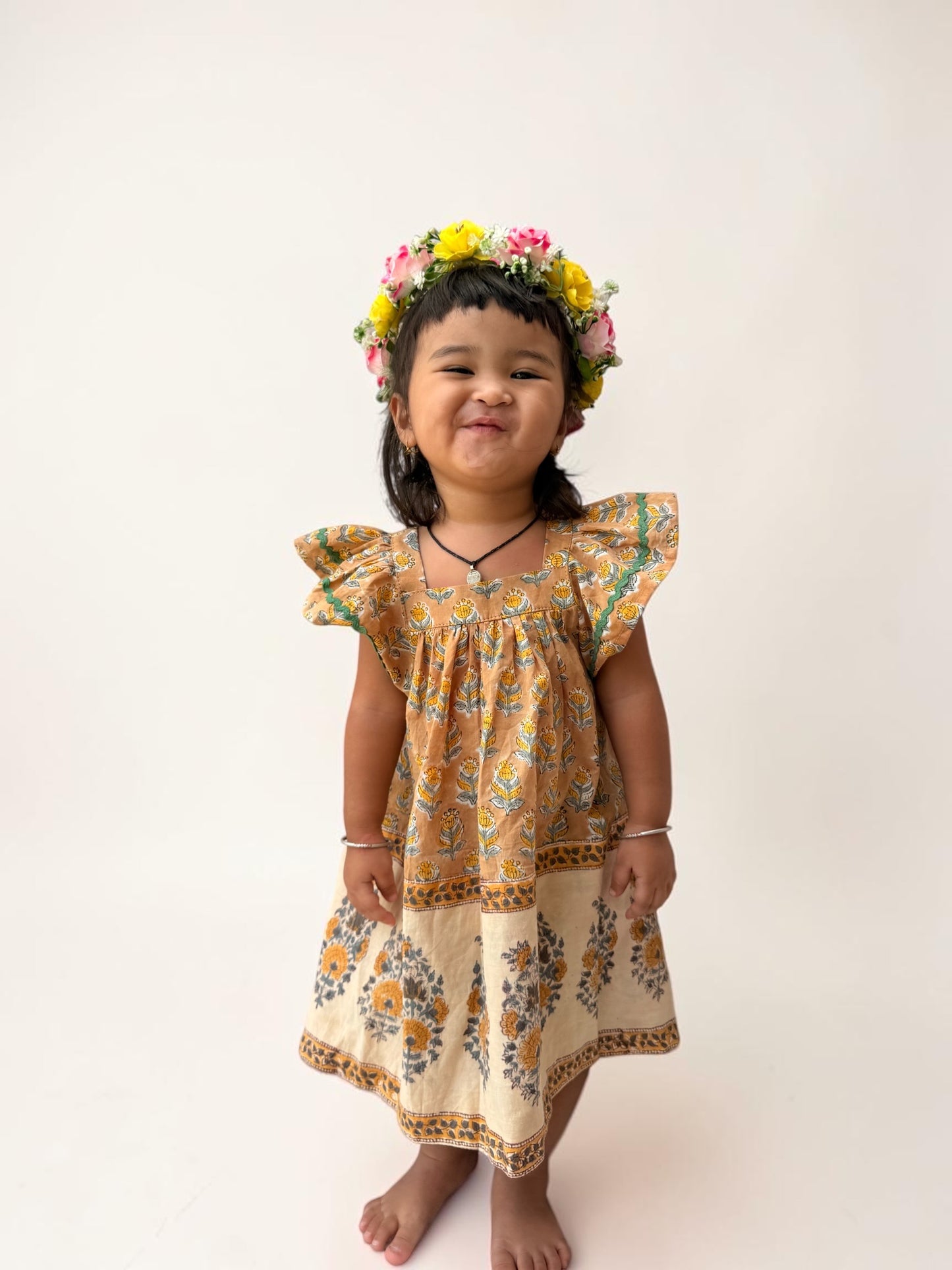 Border Ruffled Sleeve Dress