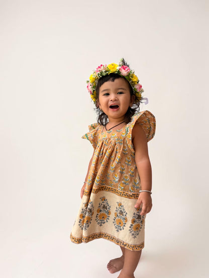 Border Ruffled Sleeve Dress