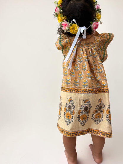 Border Ruffled Sleeve Dress