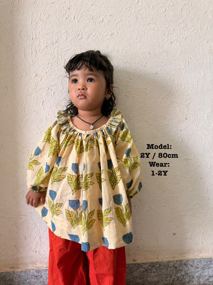 Ruffle Neck Flower Balloon Tunic