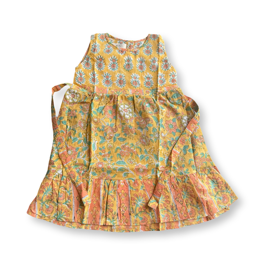 Non Sleeve Back Tie Dress