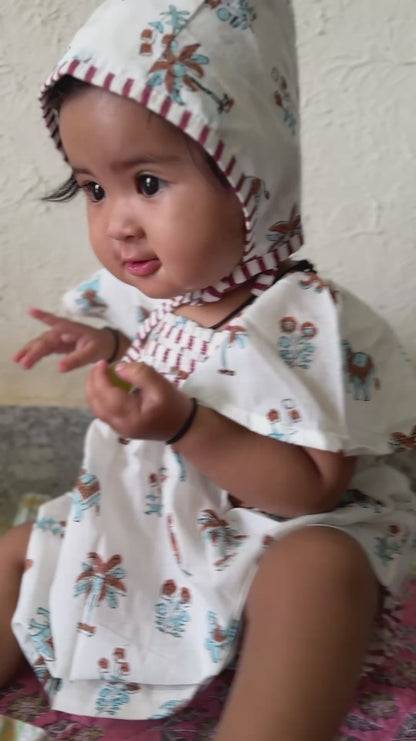 Baby 3 set of Bonnet / Frock / Bloomers 【White 3 colors】