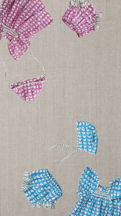 Baby 3 set of Bonnet / Frock / Bloomers 【Chick】